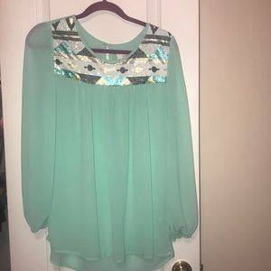 Detailed boutique top